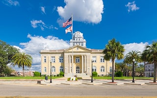 How to Locate Properties in Florida That Have a Lien
